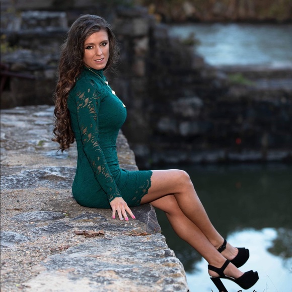 🦋Thanks for visiting my Poshmark 🦋 - Picture 4 of 5